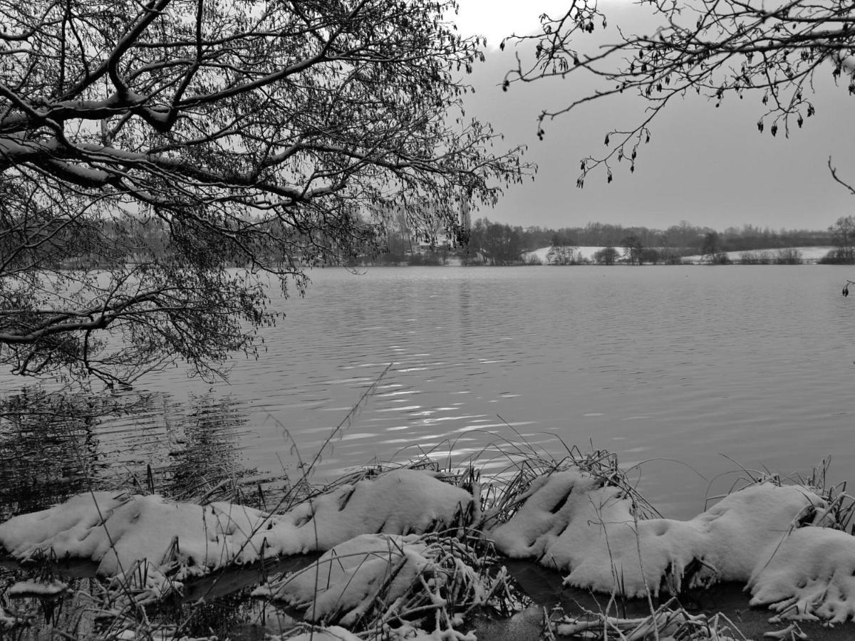 Flat In Eutin On The Kleiner Eutiner See Lake מראה חיצוני תמונה