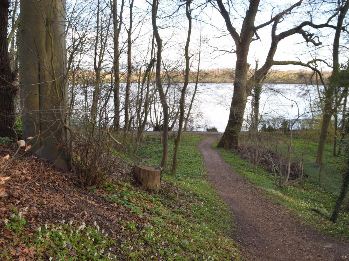 Flat In Eutin On The Kleiner Eutiner See Lake מראה חיצוני תמונה