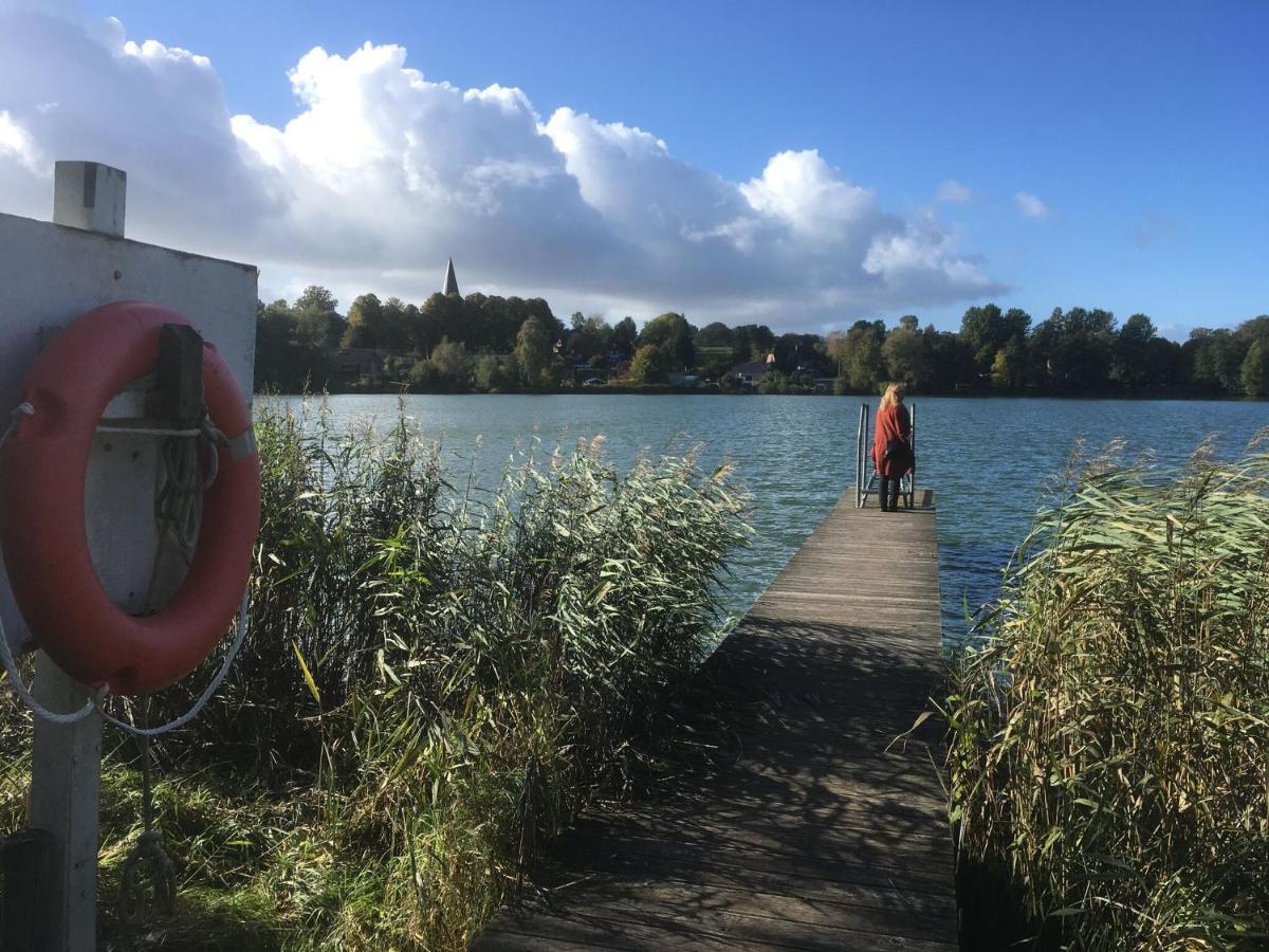 Flat In Eutin On The Kleiner Eutiner See Lake מראה חיצוני תמונה